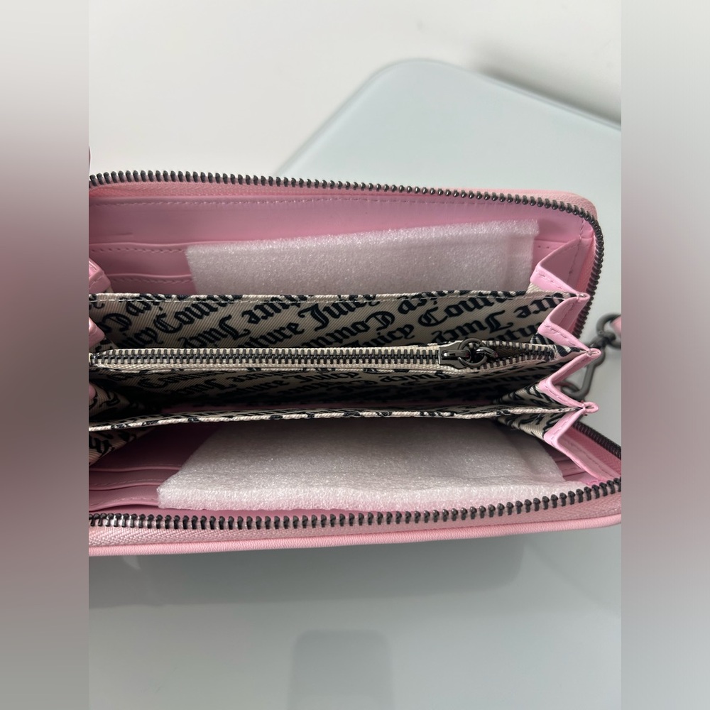 Viral Juicy Couture UK Scottie Dog Black and Pink velour Zip Long Wallet - Picture 7 of 7